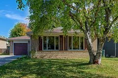 1097 Parthia Crescent, Mississauga, ON L4Y 2L3