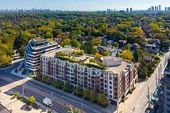25 Earlington Avenue 113, Toronto W08, ON M8X 3A3
