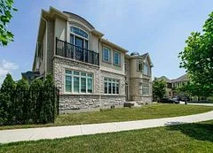 3227 Kingsholm Drive, Oakville, ON M5H 2Y2