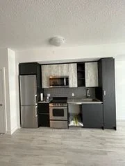 251 Manitoba Street 713, Toronto W06, ON M8Y 0B3