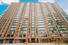 155 Hillcrest Avenue 1010, Mississauga, ON L5B 3Z2