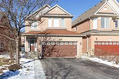 5118 Misty Pine Crescent Lower, Mississauga, ON L5M 8B7