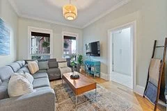 35 Miller Street, Toronto W03, ON M6N 2Z6