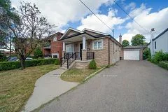 226 Falstaff Avenue, Toronto W04, ON M6L 2G1
