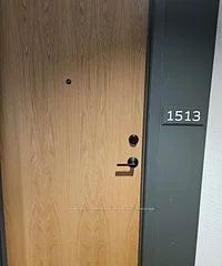 2495 Eglinton Avenue W 1513, Mississauga, ON L5M 2T2