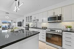 443 Stonetree Court, Mississauga, ON L5B 4H3