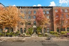 363 Sorauren Avenue 304, Toronto W01, ON M6R 3C1