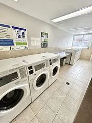 90 Twenty Fifth Street 32, Toronto W06, ON M8V 3P9