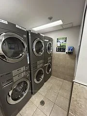 15 Thirty Third Street 301, Toronto W06, ON M8W 3G7