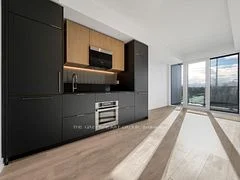 1 Fairview Road E 417, Mississauga, ON L5A 4C6