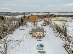 13479 Centreville Creek Road, Caledon, ON L7G 3B8