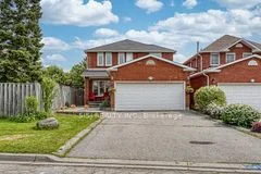 4679 Owl Circle, Mississauga, ON L4Z 2W8