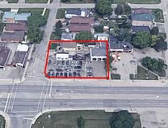 825-827 Lakeshore Road E, Mississauga, ON L5E 1C9
