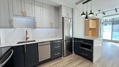 3939 Duke Of York Boulevard 205, Mississauga, ON L5B 4N2