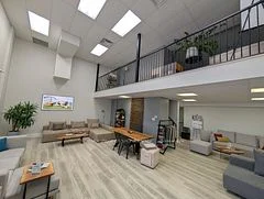 1571 The Queensway Avenue C, Toronto W08, On M8z 1t5