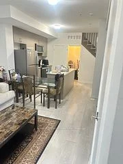 3562 Colonial Drive 10, Mississauga, ON L5L 0B9