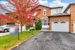 3466 Nighthawk Trail, Mississauga, ON L5N 6G3