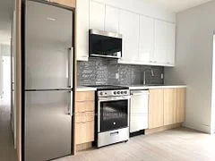 320 Roncesvalles Avenue 1, Toronto W01, ON M6R 2M7