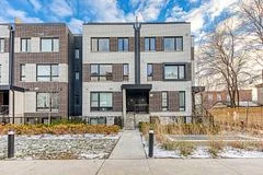 30 Ed Clark Gardens Boulevard TH11, Toronto W03, ON M6N 0B5