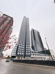 395 Square One Drive 3401, Mississauga, ON L5B 0P6