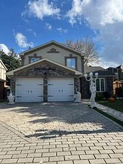 2910 Oka Road, Mississauga, ON L5N 1W9