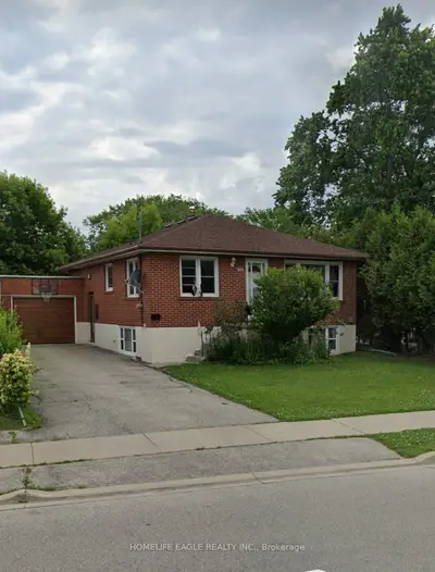 1024 Ogden Avenue, Mississauga, ON L5E 2G5