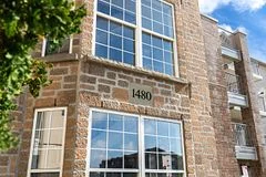 1480 Bishops Gate 308, Oakville, ON L6M 4N4