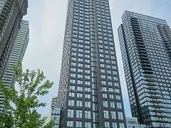 395 Square one Drive 510, Mississauga, ON L5B 0P6