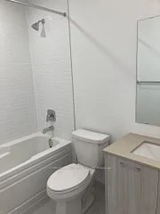 3250 Carding Mill Trail 303, Oakville, ON L6M 5P7