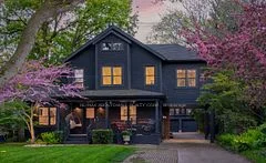 52 Kerr Street, Oakville, ON L6K 3A1