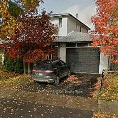 7554 Darcel Avenue, Mississauga, ON L4T 2X9
