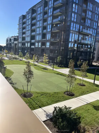 Condo Apartment in Oakville