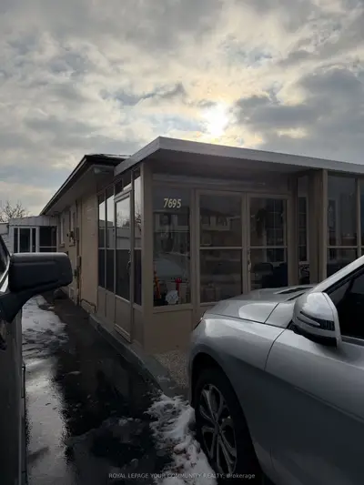 Semi-Detached in Mississauga