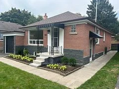 100 Ballacaine Drive, Toronto W07, ON M8Y 4B8