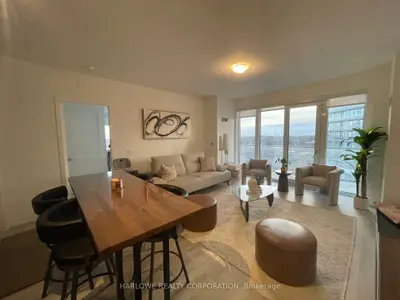 Condo Apartment in Mississauga