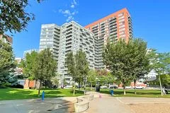 38 Joe Shuster Way 821, Toronto W01, ON M6K 0A5