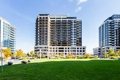 1 De Boers Drive 319, Toronto W05, ON M3J 0G6