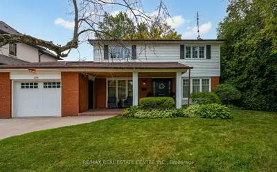 Detached in Oakville
