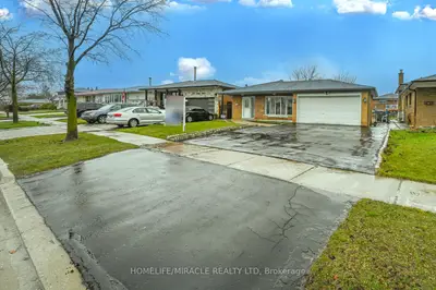 7517 Lully Court, Mississauga, On L4t 2p2