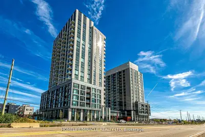 Condo Apartment in Oakville
