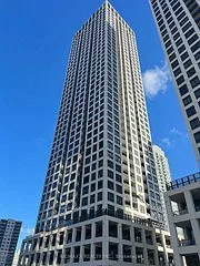 30 Elm Drive W 1701, Mississauga, ON L5B 0N6