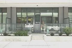 4055 Parkside Village Drive Th-17, Mississauga, On L5b 0k8
