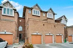 60 Barondale Drive 297, Mississauga, ON L4Z 3N8