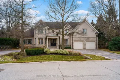 94 Shorewood Place S, Oakville, ON L6K 3Y4