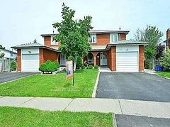 7214 Sigsbee Drive, Mississauga, ON L4T 4A1