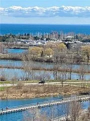65 Annie Craig Drive 1210, Toronto W06, On M8v 0g3