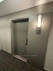 135 Canon Jackson Drive 111, Toronto W04, On M6m 0c3