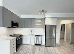4675 Metcalfe Avenue 702, Mississauga, ON L5M 0Z8