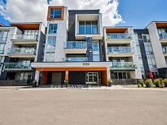 3028 Creekshore Common 401, Oakville, ON L6M 5K6