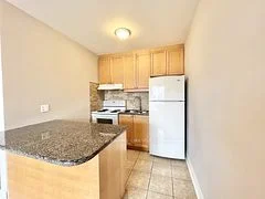 90 Twenty Fifth Street 19, Toronto W06, ON M8V 3P9